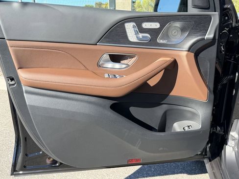 New 2026 Mercedes-Benz GLS 450 4MATIC image 16