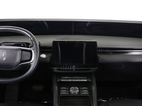 Used 2024 Lincoln Nautilus Premier w/ Equipment Group 102A AWD/4WD image 40