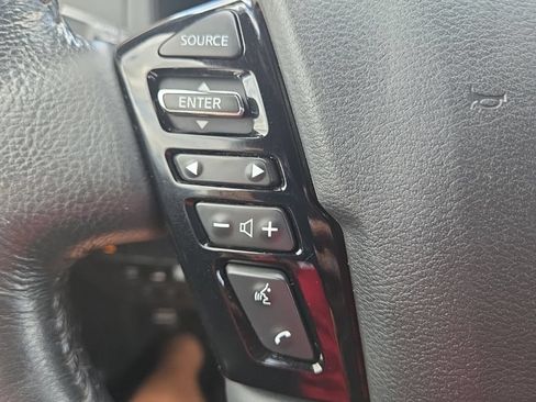 Used 2022 Nissan Frontier PRO-4X w/ Pro-4X Premium Package AWD/4WD image 29