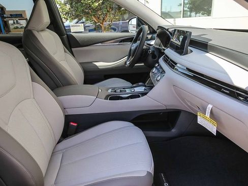 Certified 2026 INFINITI QX60 Pure w/ Cargo Package FWD image 16