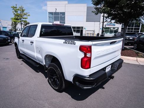 Used 2022 Chevrolet Silverado 1500 Custom Trail Boss w/ Safety Confidence Package AWD/4WD image 11