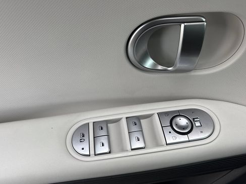 Certified 2024 Hyundai Ioniq 5 SEL RWD image 11
