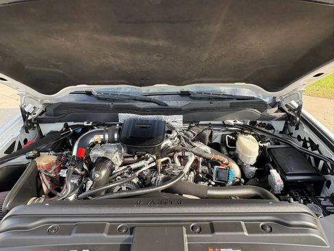 Used 2016 Chevrolet Silverado 2500 High Country w/ Duramax Plus Package AWD/4WD image 25