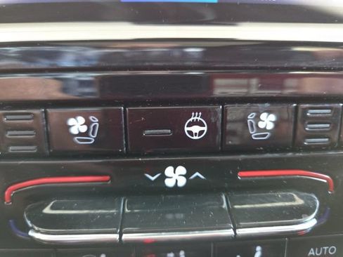 Used 2022 Jeep Grand Cherokee Summit AWD/4WD image 13