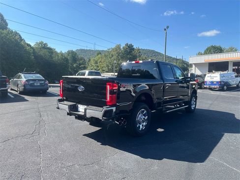 New 2026 Ford F250 Lariat w/ Lariat Premium Package image 5