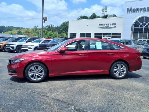 Used 2020 Honda Accord LX image 2