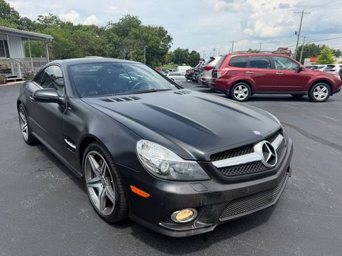 Used 2011 Mercedes-Benz SL 550 image 3