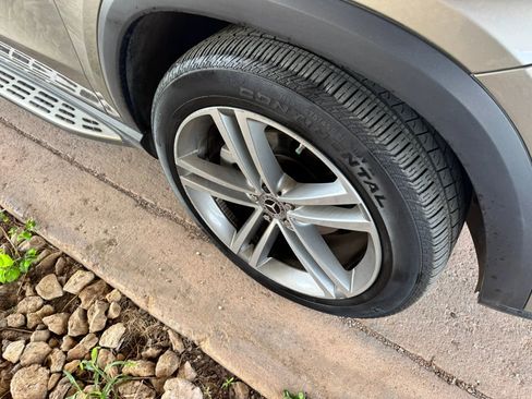 Used 2022 Mercedes-Benz GLE 350 4MATIC image 28