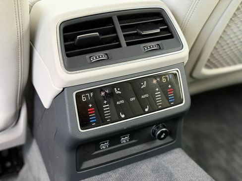 Used 2019 Audi A6 3.0T Premium Plus w/ Premium Plus Package AWD/4WD image 26