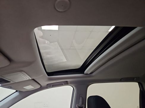 Certified 2024 Honda CR-V EX image 3
