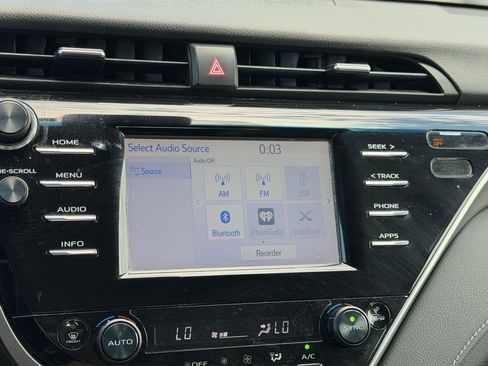 Used 2018 Toyota Camry XSE FWD image 20