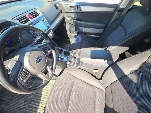 Used 2016 Subaru Outback 2.5i Premium AWD/4WD image 11