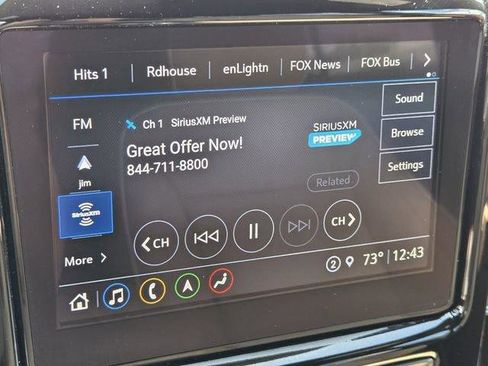 Used 2023 Chevrolet Traverse Premier FWD image 21