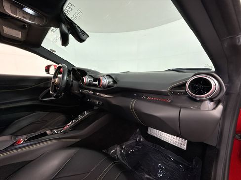 Certified 2018 Ferrari 812 Superfast RWD image 24