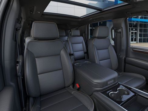 New 2026 Chevrolet Tahoe Premier w/ Sun And Tow Package AWD/4WD image 16