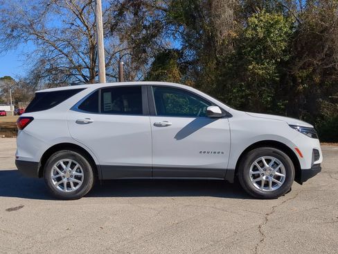 Certified 2023 Chevrolet Equinox LT FWD image 3