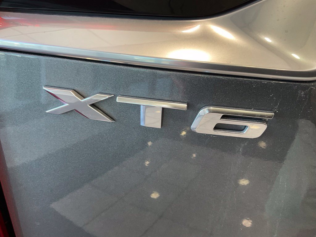 Used 2021 Cadillac XT6 Premium Luxury AWD/4WD image 28