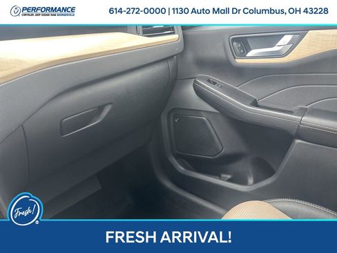 Used 2022 Ford Escape Titanium w/ Titanium Elite Package image 22