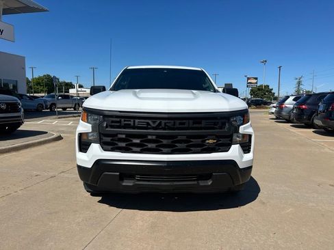 Used 2022 Chevrolet Silverado 1500 W/T w/ WT Value Package AWD/4WD image 2