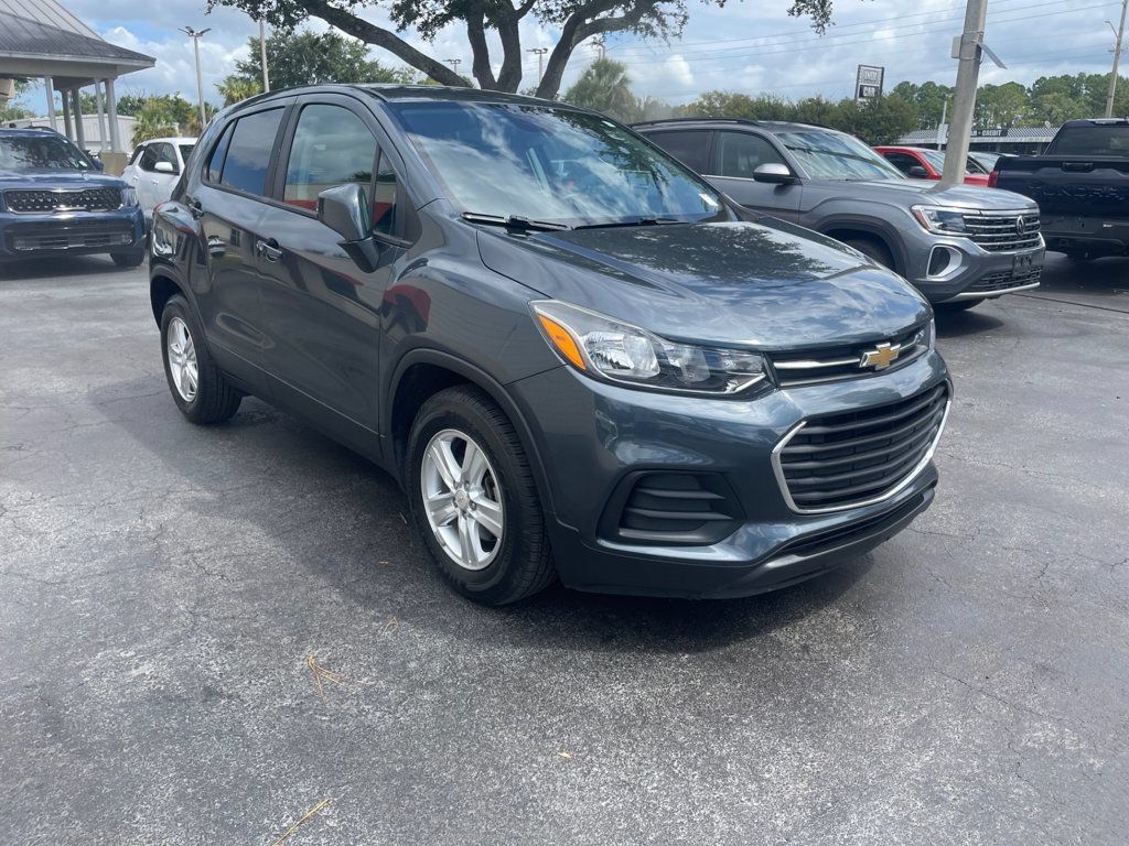 Used 2021 Chevrolet Trax LS w/ Tint and Cruise Package FWD image 8