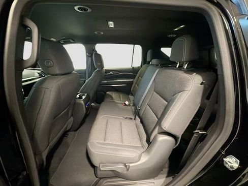 Certified 2025 Chevrolet Traverse LT image 23