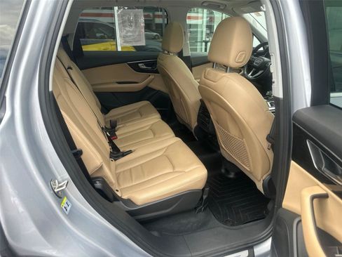 Used 2022 Audi Q7 3.0T Premium Plus AWD/4WD image 11