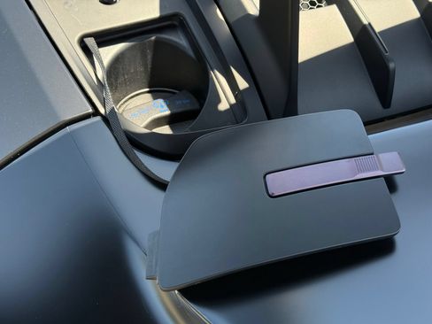 Certified 2025 Porsche 911 GT3 RS w/ Weissach Package RWD image 42