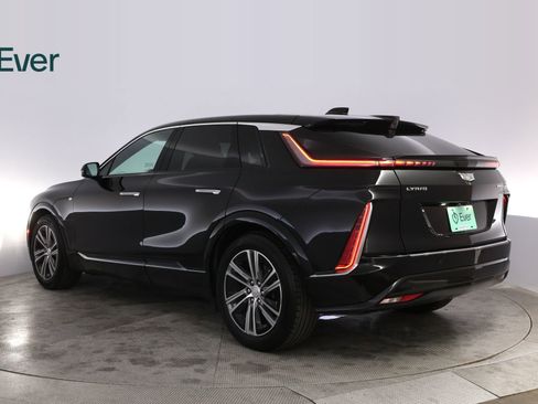 Used 2024 Cadillac Lyriq Luxury AWD/4WD image 17