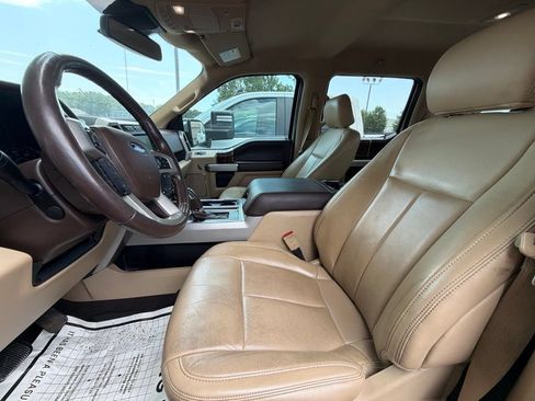 Used 2020 Ford F150 Lariat w/ Equipment Group 502A Luxury AWD/4WD image 19