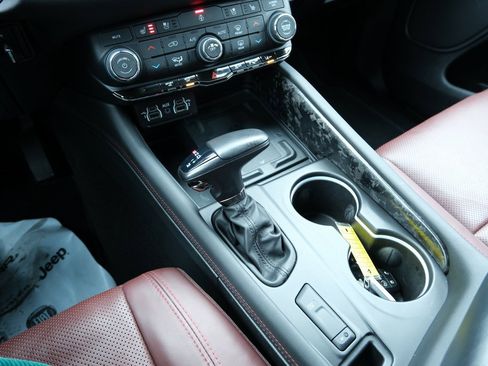 Used 2024 Dodge Durango R/T image 24