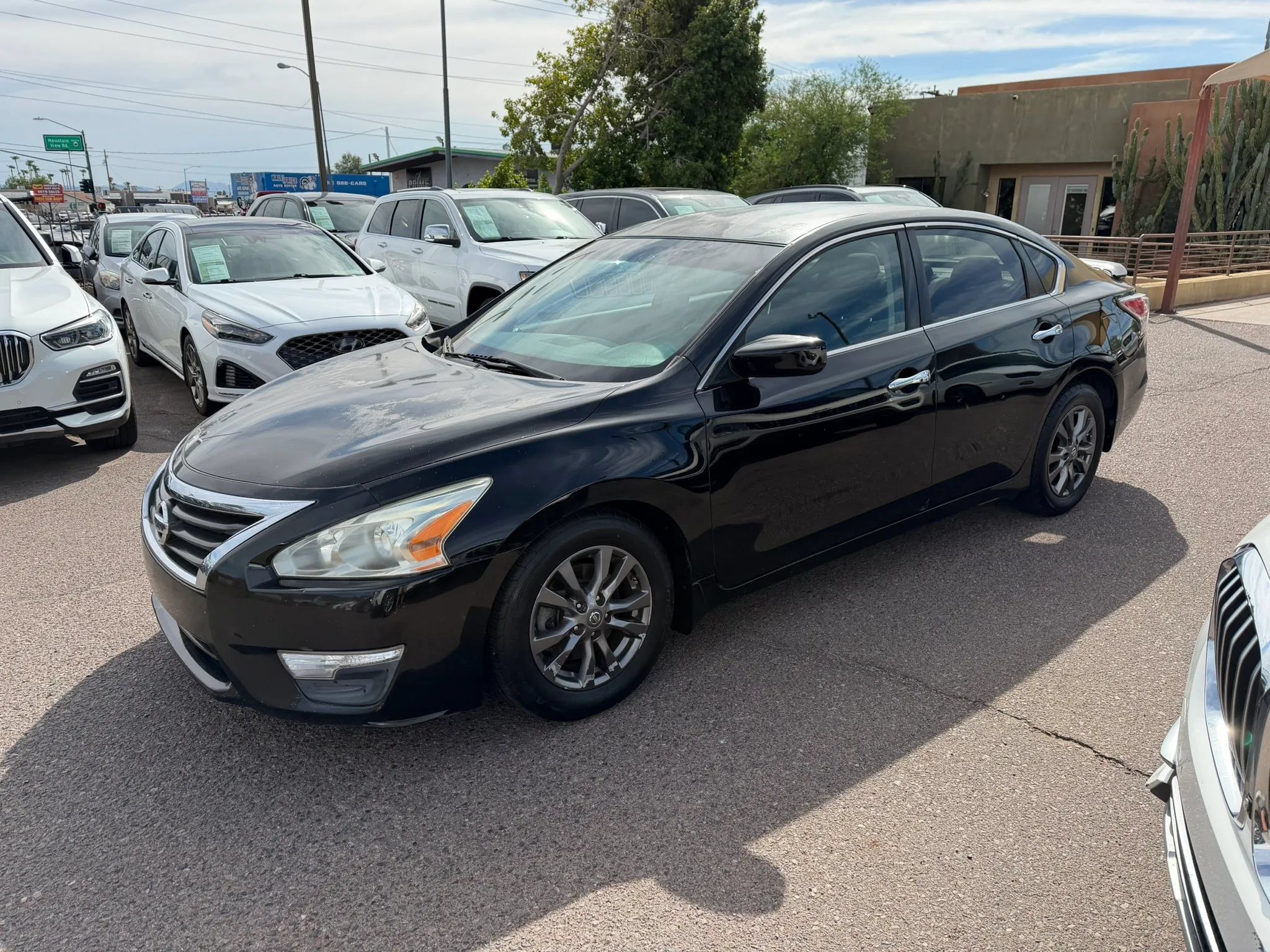 Used 2015 Nissan Altima 2.5 S w/ Special Edition Package FWD image 1