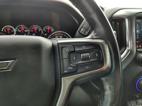 Used 2020 Chevrolet Silverado 1500 LT Trail Boss AWD/4WD image 14