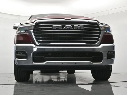 Used 2025 RAM 1500 Laramie AWD/4WD image 37