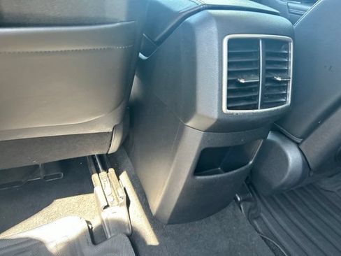 Used 2023 Kia Sportage EX FWD image 38