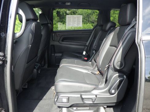 Used 2023 Honda Odyssey Sport image 12