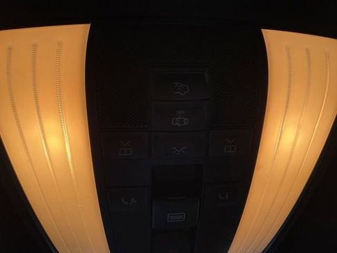 Used 2015 Mercedes-Benz E 350 4MATIC Sedan image 23