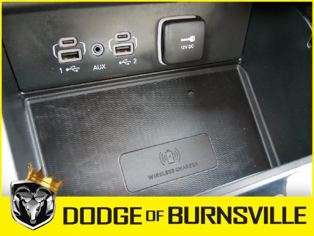 Used 2024 Jeep Grand Cherokee L Laredo AWD/4WD image 22