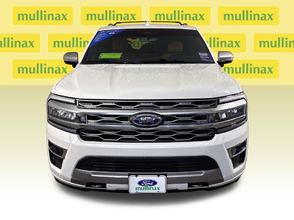Certified 2023 Ford Expedition Platinum AWD/4WD image 16