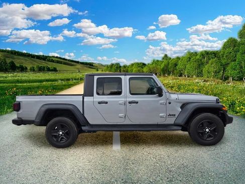Certified 2020 Jeep Gladiator Sport w/ Quick Order Package 24S AWD/4WD image 7