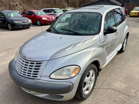 Used 2002 Chrysler PT Cruiser Touring FWD image 1