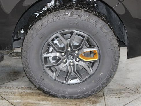 New 2026 Ford Expedition Tremor image 13