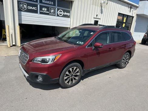 Used 2015 Subaru Outback 2.5i Limited AWD/4WD image 12