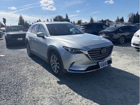 Used 2018 MAZDA CX-9 Signature image 10
