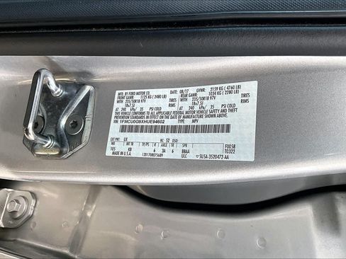 Used 2017 Ford Escape SE w/ Equipment Group 201A FWD image 33