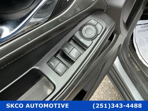 Used 2019 Chevrolet Traverse LS image 22