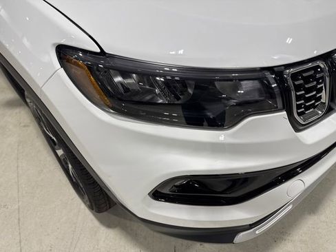 New 2025 Jeep Compass Limited image 14