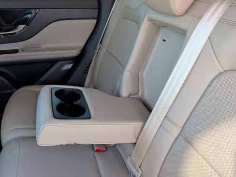 Used 2024 Lincoln Corsair Reserve w/ Equipment Group 201A image 33