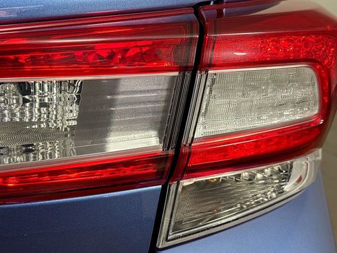 Used 2018 Subaru Crosstrek 2.0i image 30