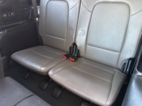 Used 2014 Hyundai Santa Fe GLS w/ Ultimate Package 06 FWD image 15