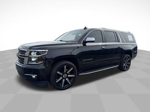 Used 2019 Chevrolet Suburban Premier RWD image 1